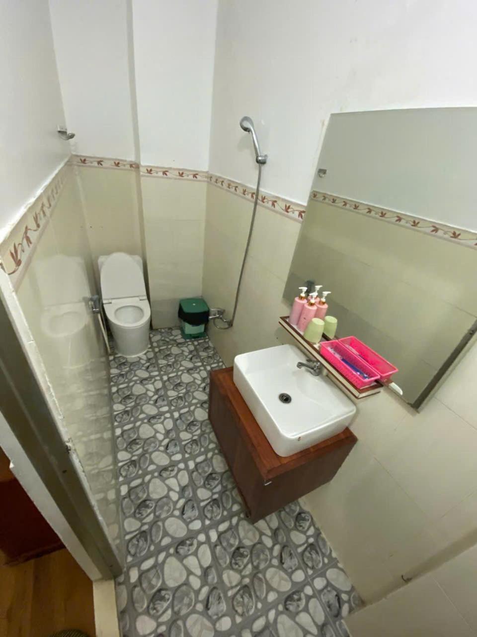Khach San Hoa Anh Anh Hotel Ho Chi Minh City Exterior photo